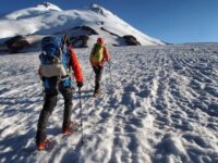 Tips Mendaki Gunung Bersalju yang Anda Harus Tahu